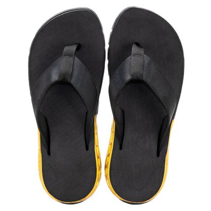 Chinelo-Rakka-DBU-1970847_017-01 Chinelo-Rakka-DBU-1970847_017-01