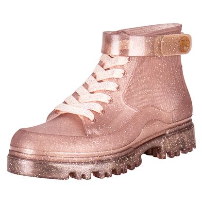 Bota-Infantil-Feminina-Conturno-Barbie-Glamour-Grendene-Kids-23098-3290098_008-01 Bota-Infantil-Feminina-Conturno-Barbie-Glamour-Grendene-Kids-23098-3290098_008-01