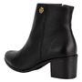 Bota-Feminina-Cano-Baixo-Via-Marte-066010-A5830660_001-03
